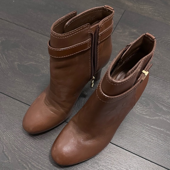 Tory Burch Bristol Brown Leather Ankle Boots - Picture 2 of 6